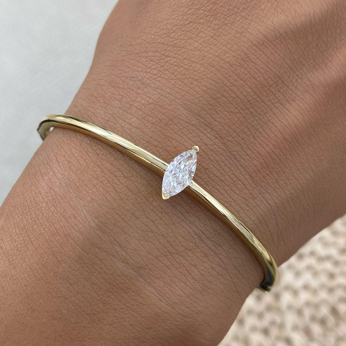 Emma 0.8 Oval Lab-Grown Diamond Cuff Bracelets