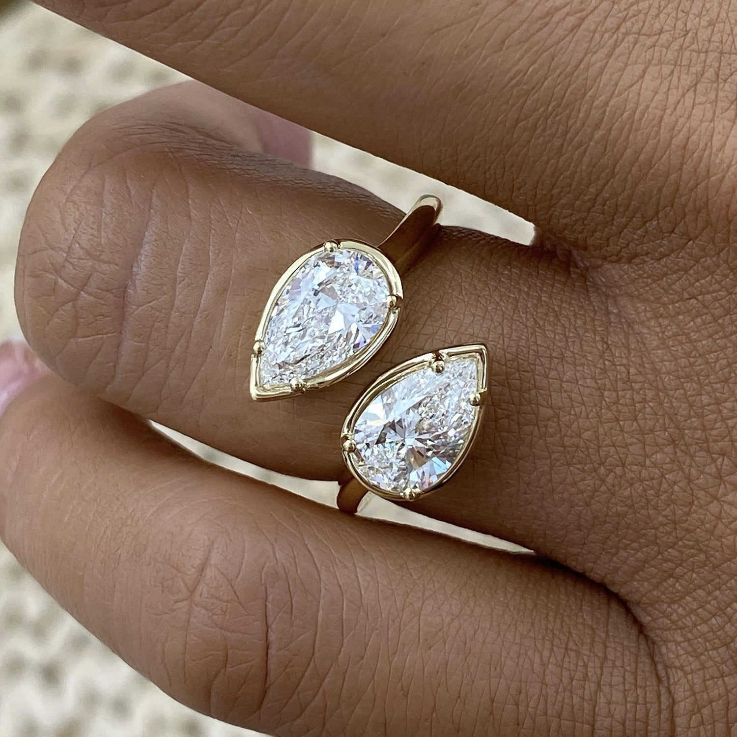 Grace 2.1 Lab-Grown Diamond Special, Toi & Moi Ring