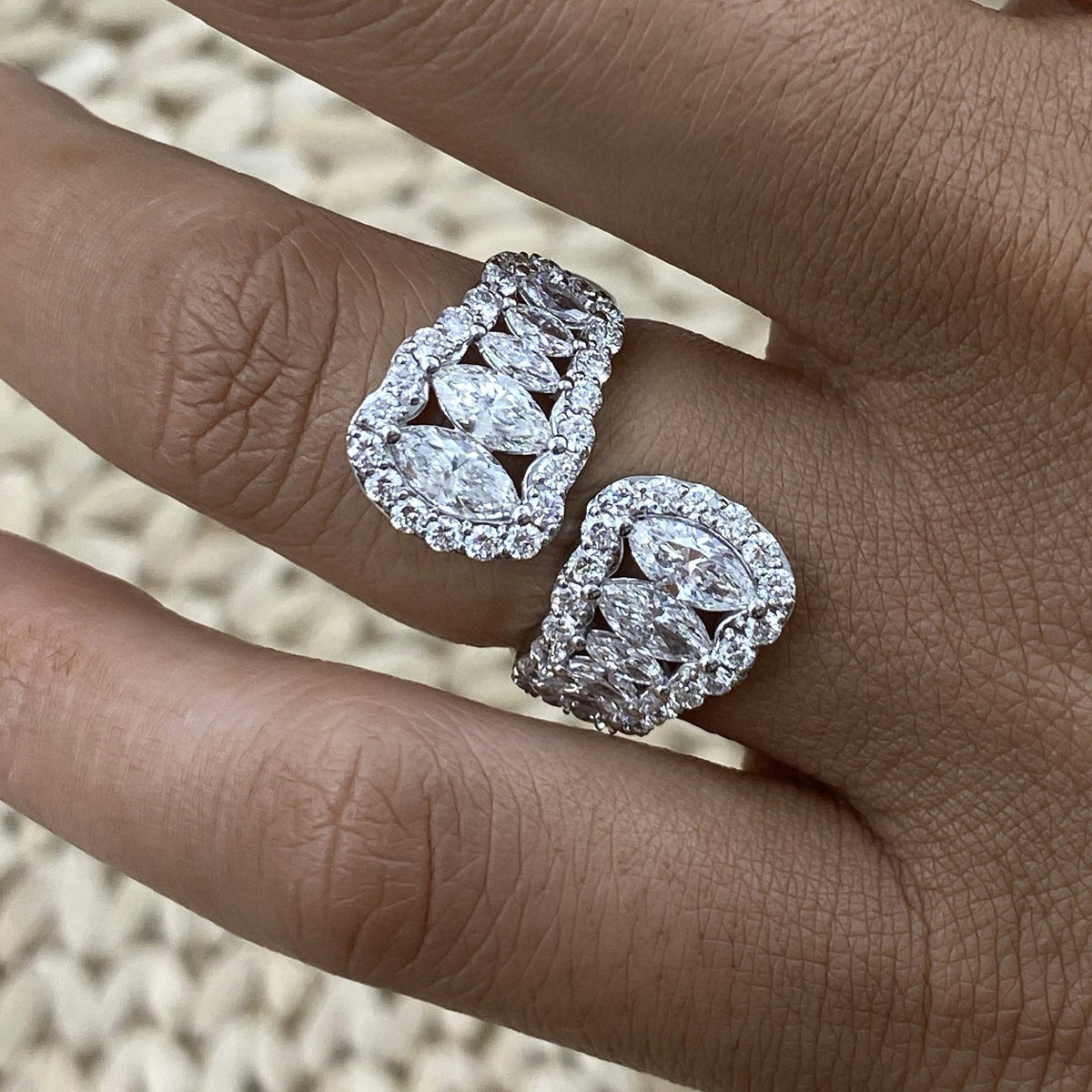 Daisy 2.5 Lab-Grown Diamond Special, Halo Ring