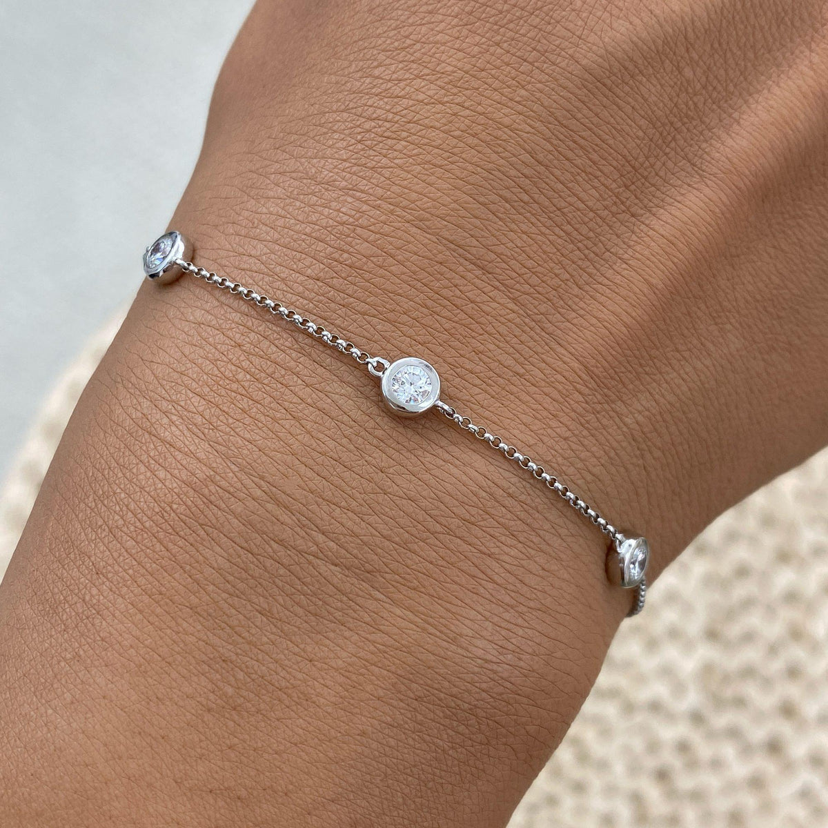 Isabel 0.7 Lab-Grown Diamond Chain, Bezel Bracelets