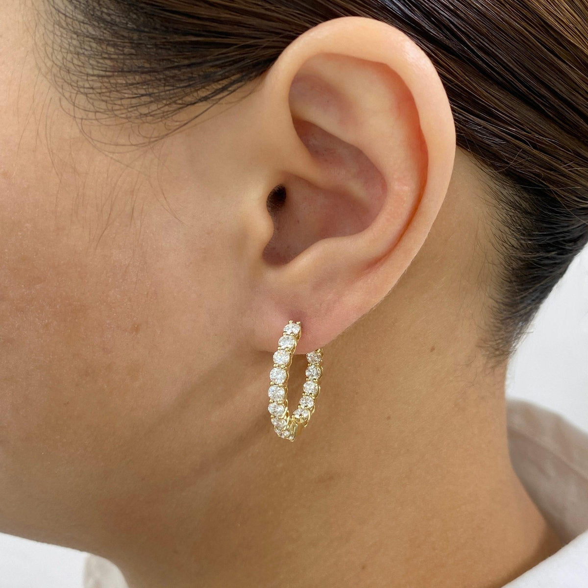 Hazel 2.6 Lab-Grown Diamond Hoop Earrings