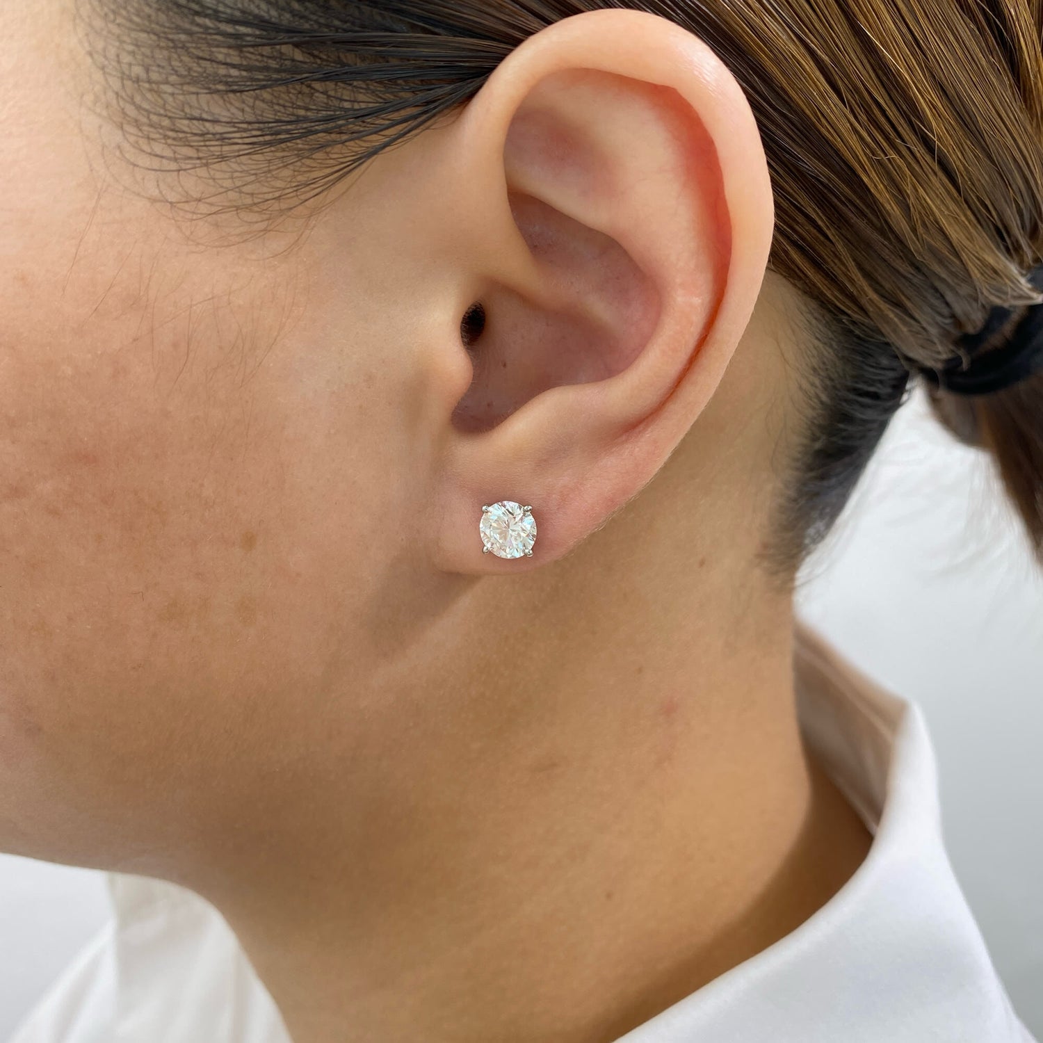 Stacey 2.0 Round Lab-Grown Diamond Studs Earrings