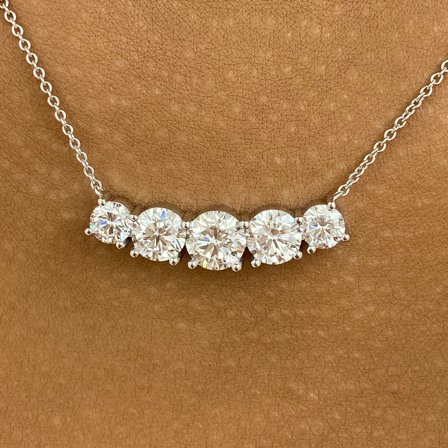Lily 3.2 Lab-Grown Diamond Special, Chain Pendant