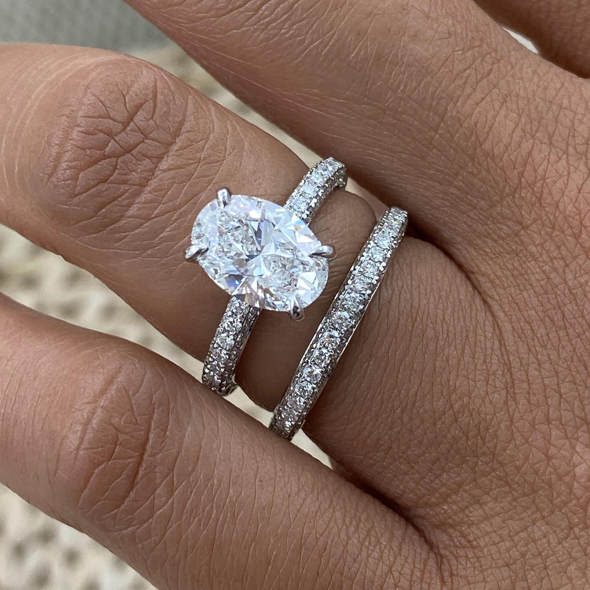 Tamara 3.7 Oval Lab-Grown Diamond Bridal Set, Side Stone Rings Set