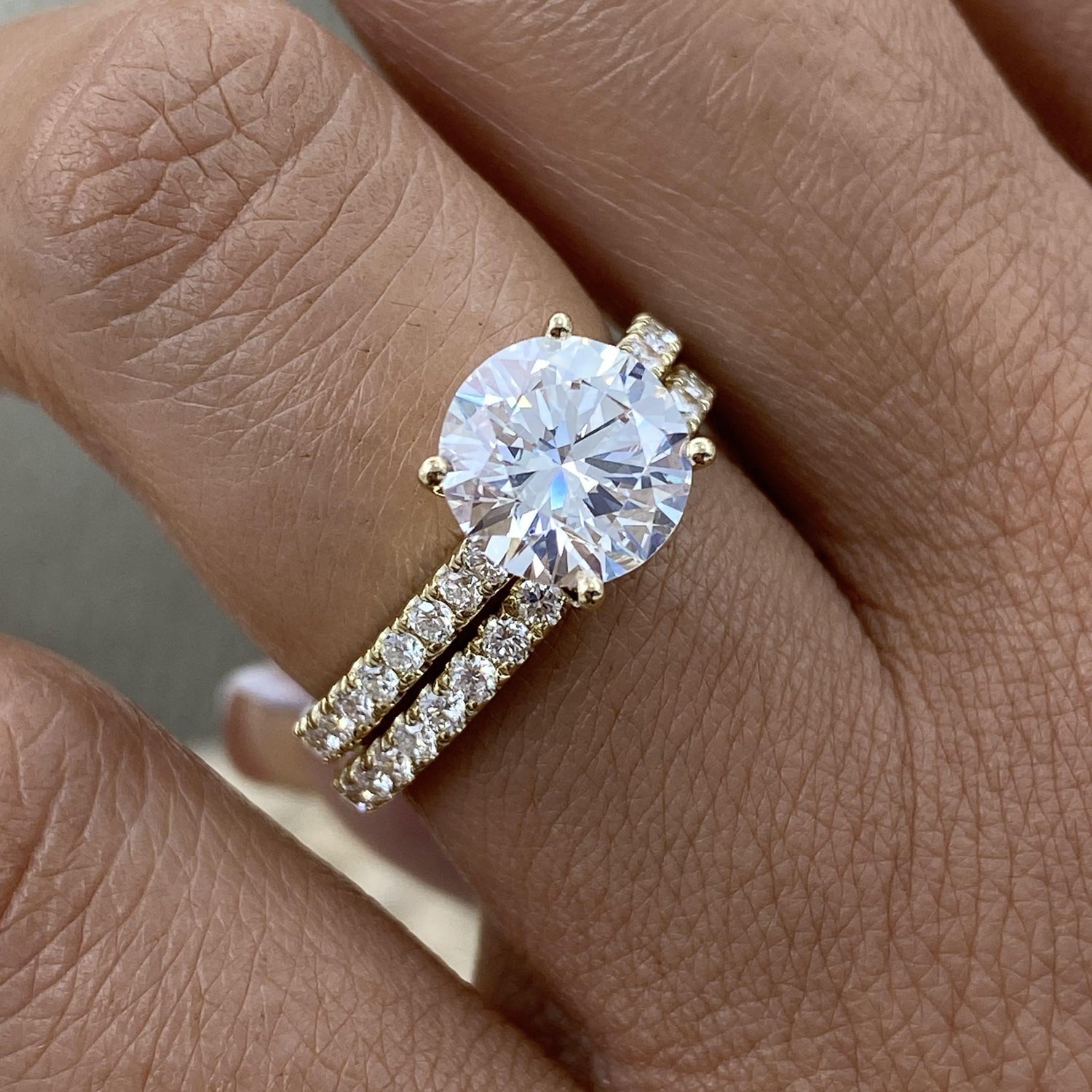 Tamara 2.9 Round Lab-Grown Diamond Bridal Set, Side Stone Rings Set