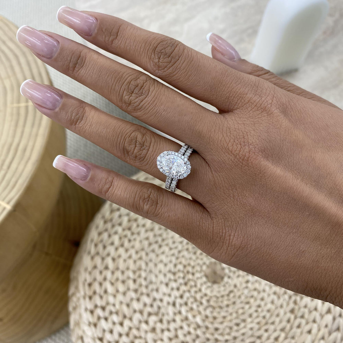 Kaia 3.1 Oval Lab-Grown Diamond Bridal Set, Halo Rings Set