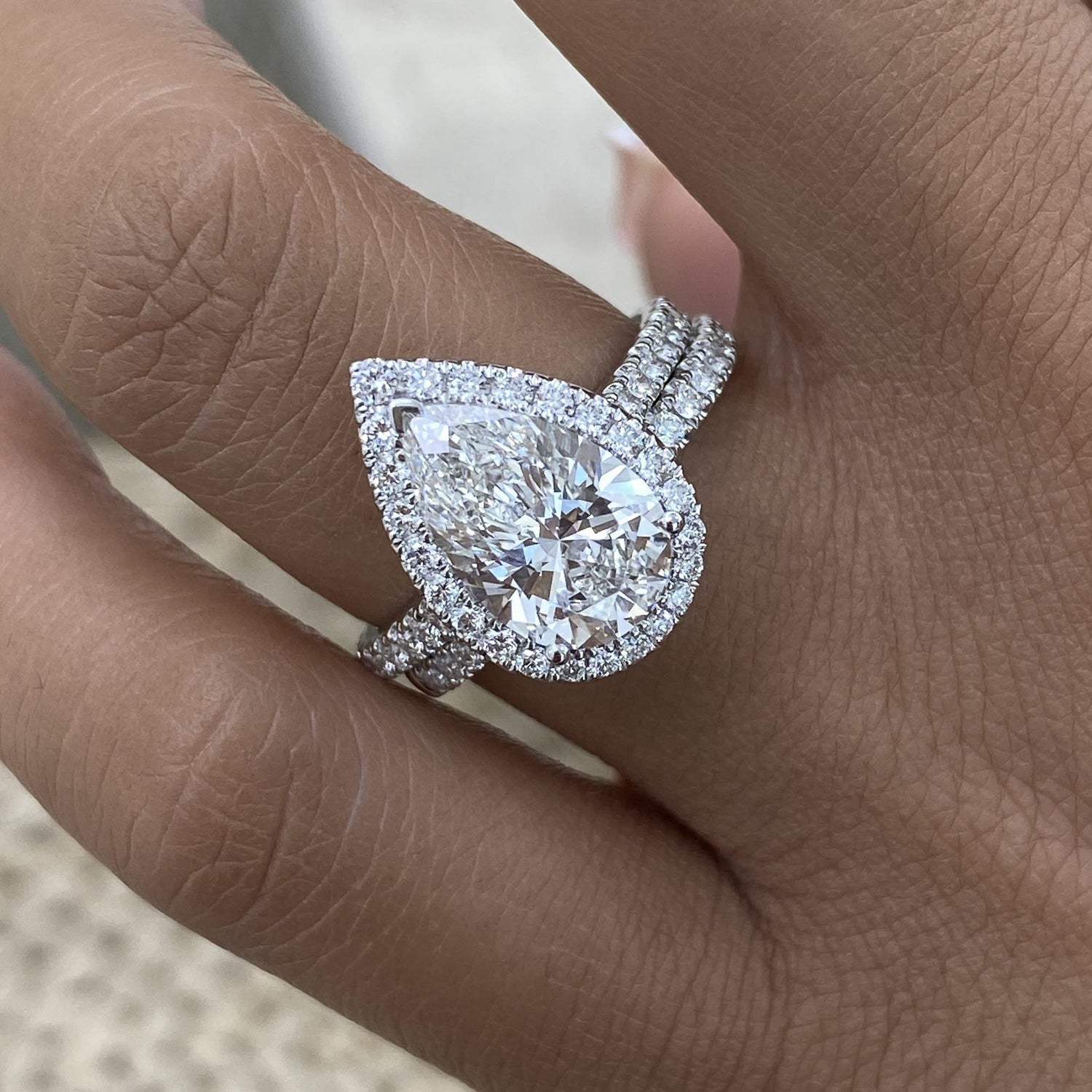 Kaia 4 Pear Lab-Grown Diamond Bridal Set, Halo Rings Set
