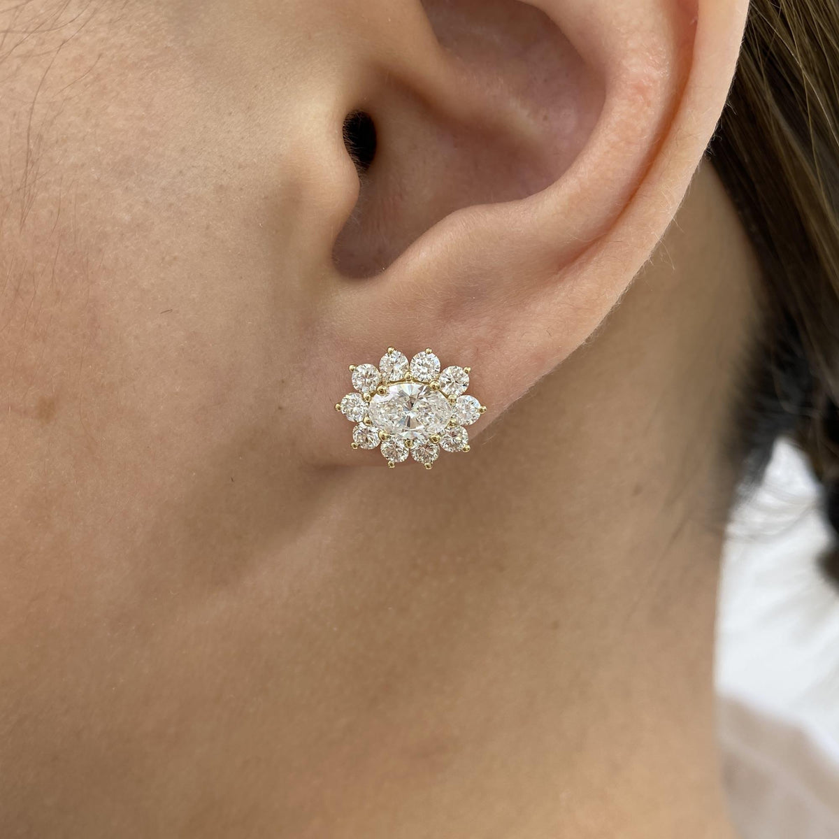 Julia 2.3 Oval,Round Lab-Grown Diamond Halo, Studs Earrings