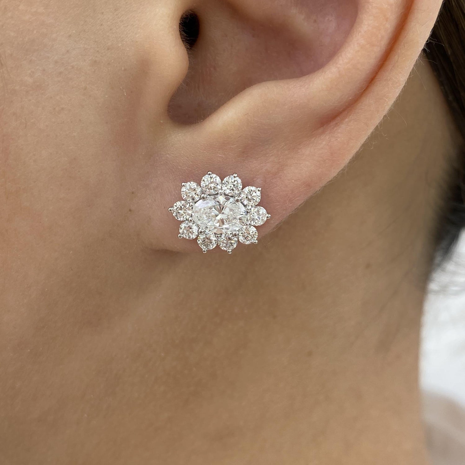 Julia 2.3 Oval,Round Lab-Grown Diamond Halo, Studs Earrings