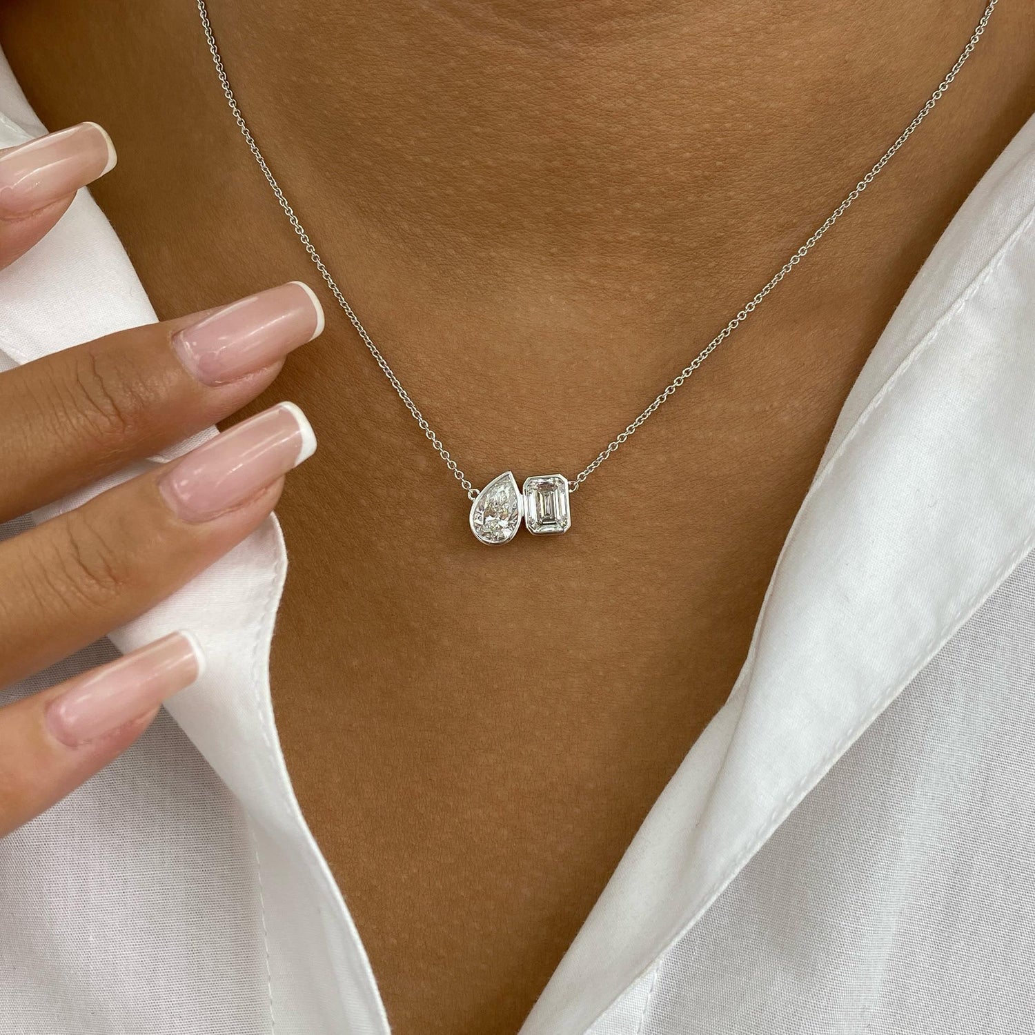 Edith 2 PearEmerald Lab-Grown Diamond Toi  Moi, Chain Necklace