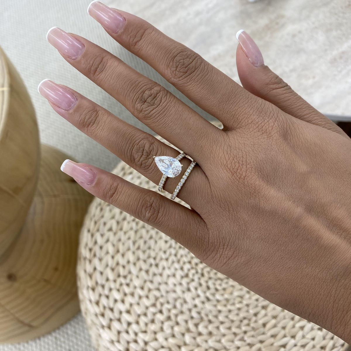 Tamara 3.3 Pear Lab-Grown Diamond Bridal Set, Side Stone Rings Set