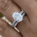 Naomi 2.9 Pear Lab-Grown Diamond Bridal Set, Side Stone Ring