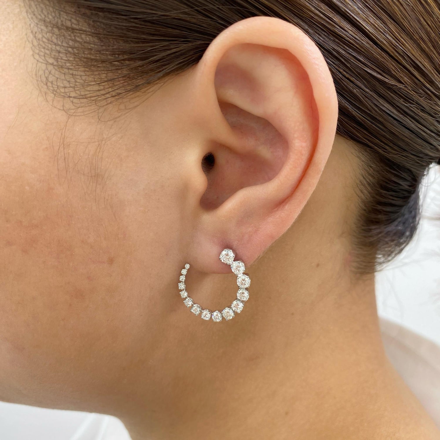 Violet 1.8 Round Lab-Grown Diamond Special, Hoop Earrings