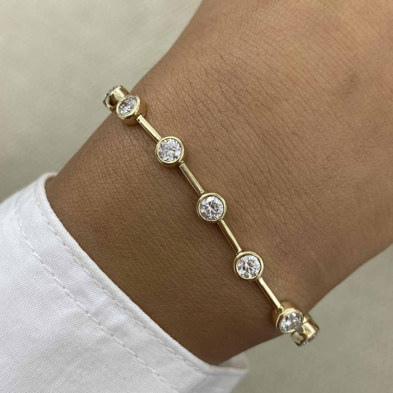Kelsey 3 Round Lab-Grown Diamond Bezel, Station Bracelet