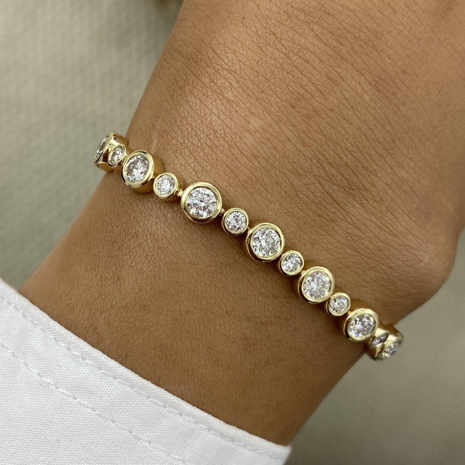 Caitlin 4.9 Round Lab-Grown Diamond Tennis, Bezel Bracelet