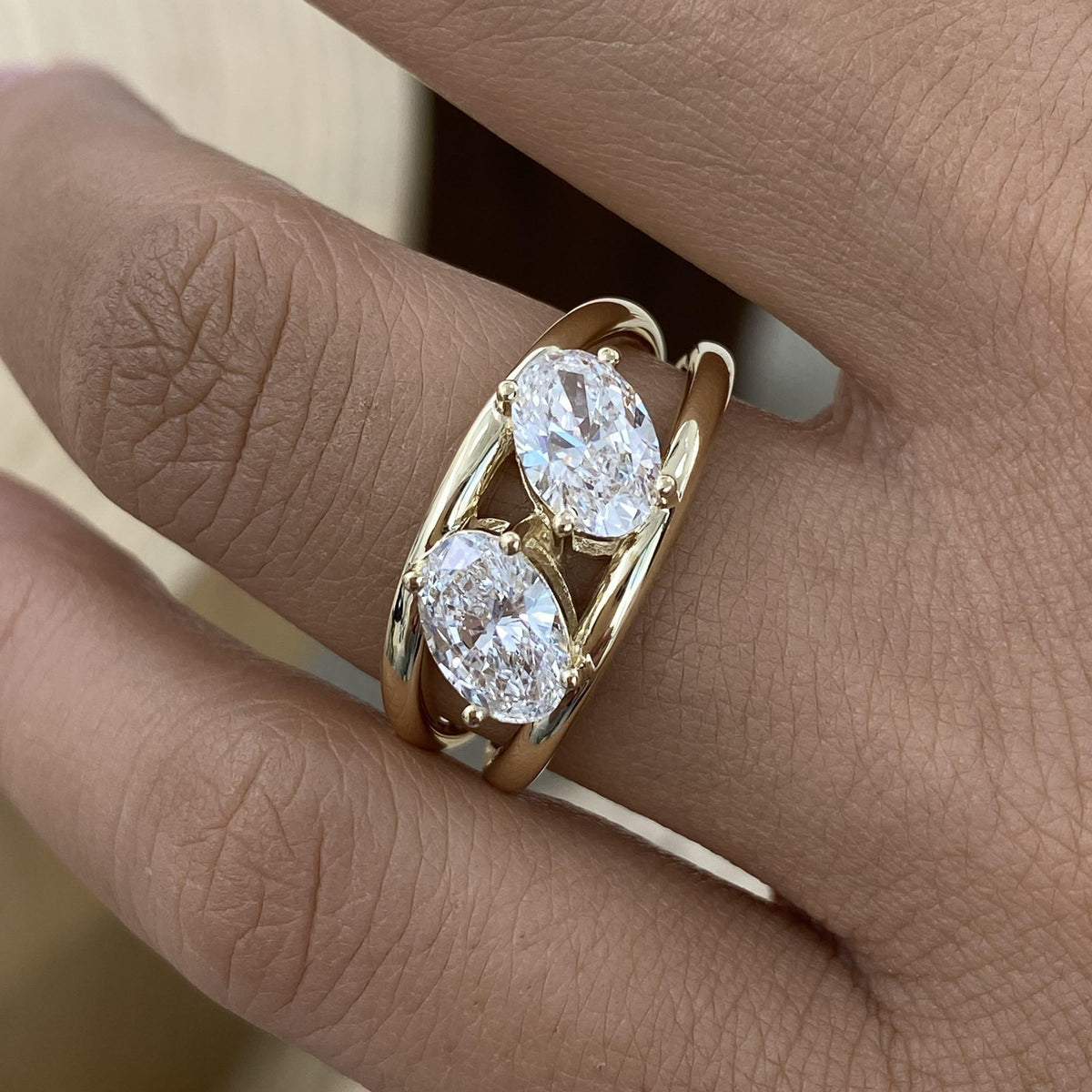 Zara 1.9 Oval Lab-Grown Diamond Toi  Moi, Special Ring