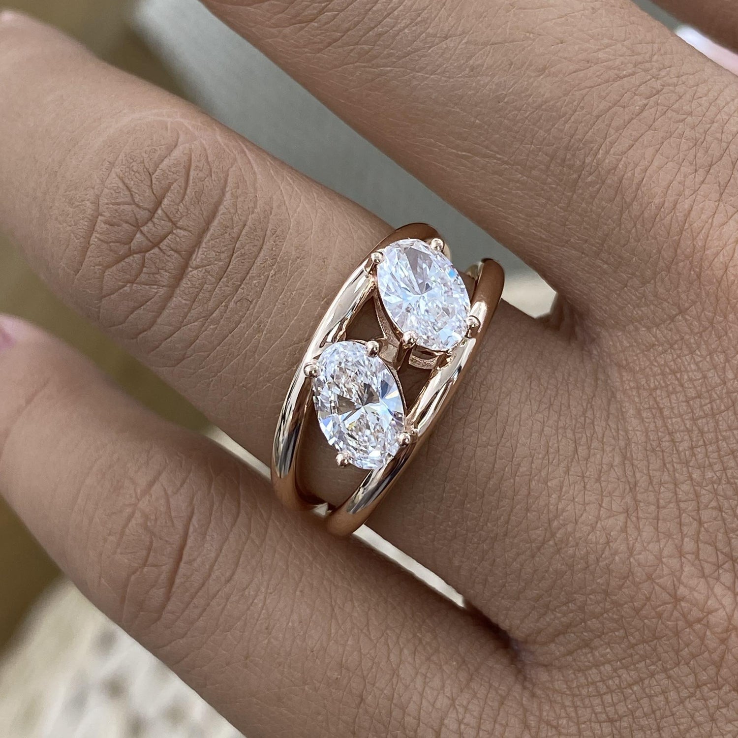 Zara 1.6 Oval Lab-Grown Diamond Toi  Moi, Special Ring