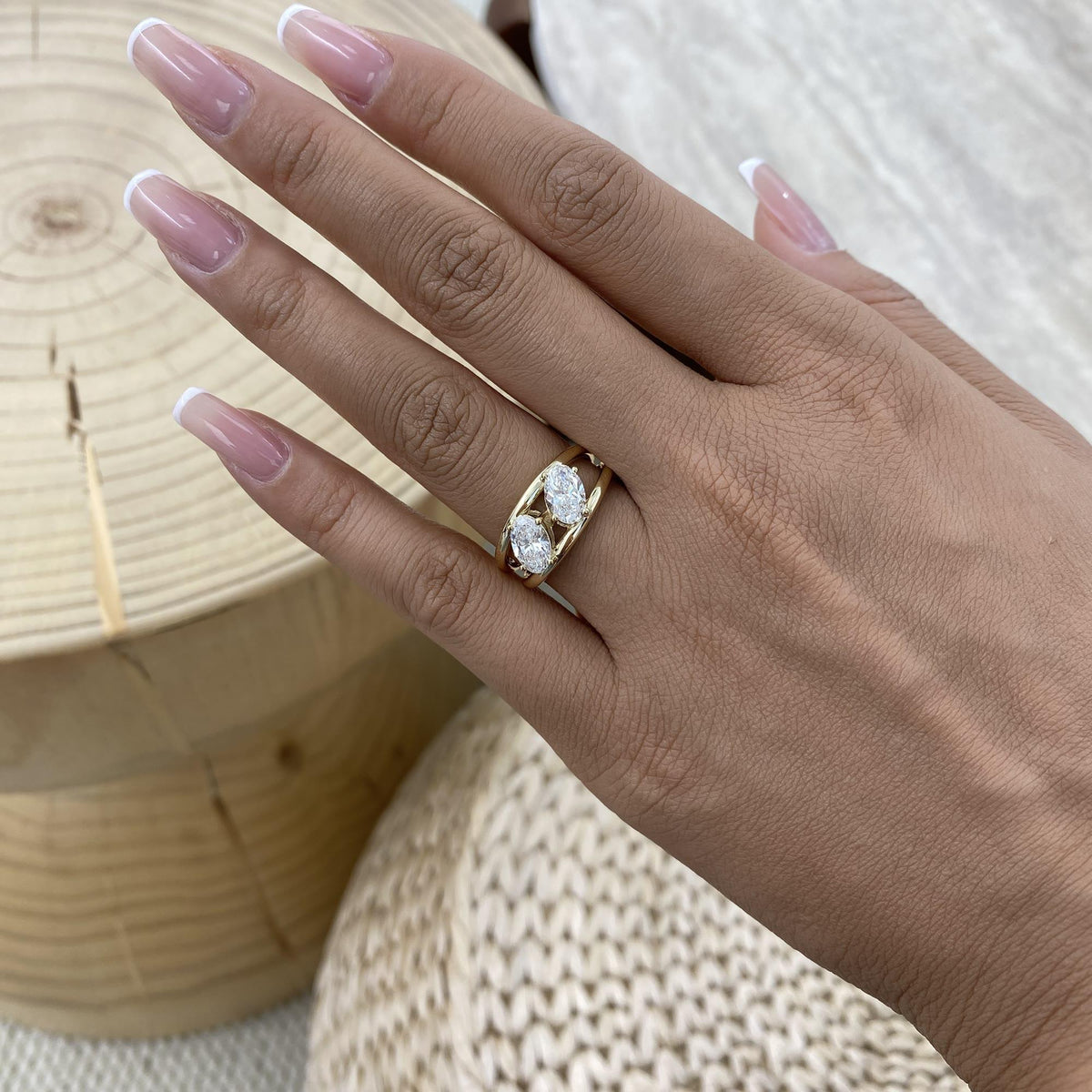 Zara 1.7 Oval Lab-Grown Diamond Toi  Moi, Special Ring