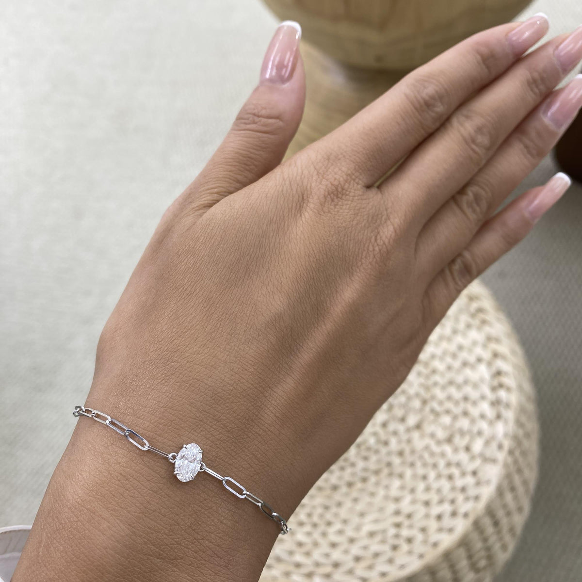 Diana 0.8 Oval Lab-Grown Diamond Solitaire, Chain Bracelet