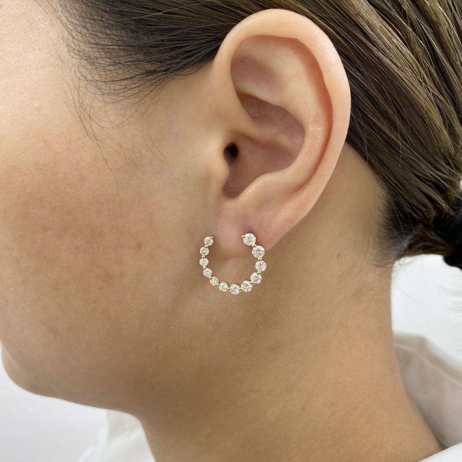 Violet 1.8 Round Lab-Grown Diamond Special, Hoop Earrings