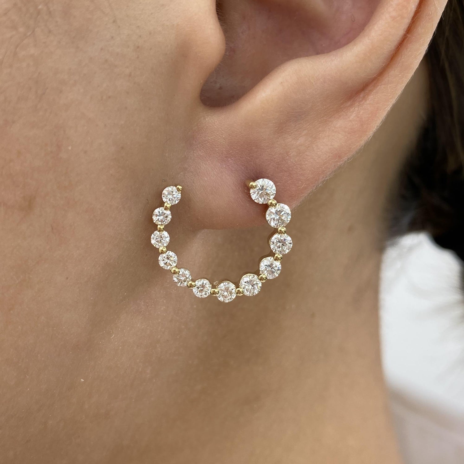 Violet 1.8 Round Lab-Grown Diamond Special, Hoop Earrings