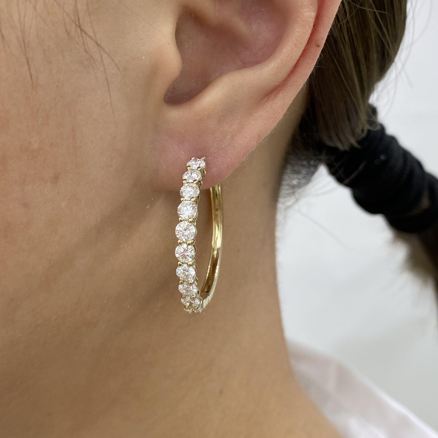 Aurora 3 Round Lab-Grown Diamond Hoop Earrings