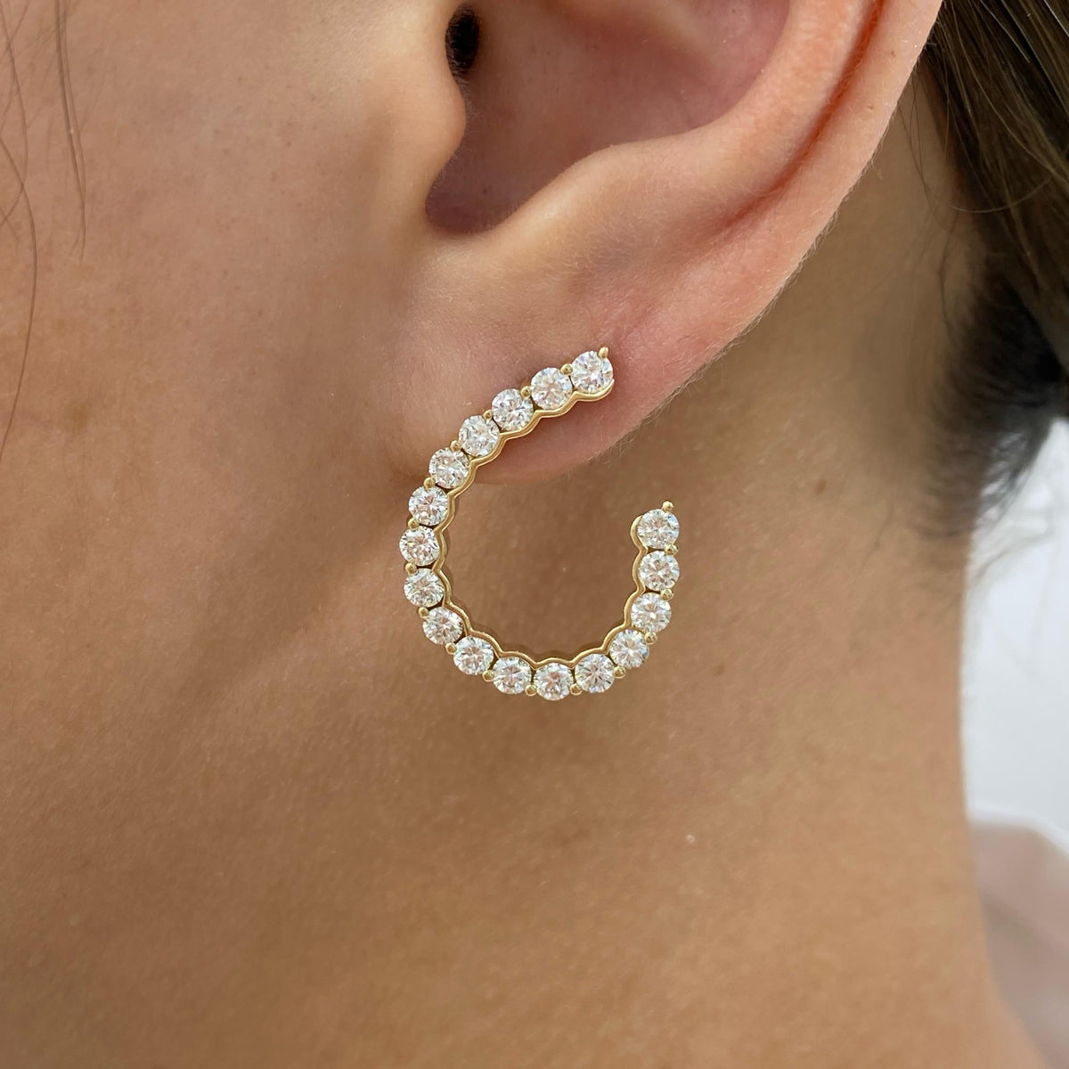 Esther 2.4 Round Lab-Grown Diamond Special, Hoop Earrings