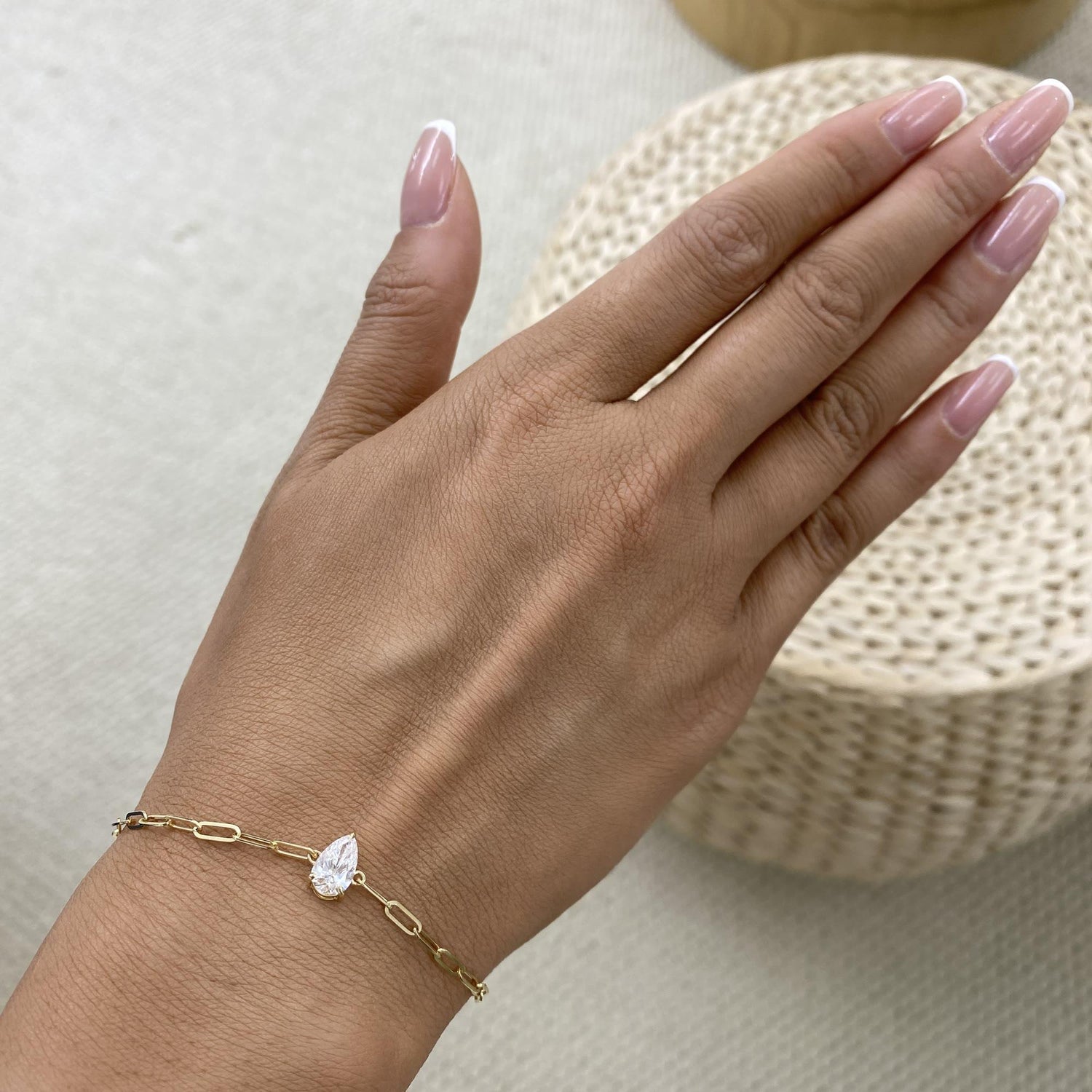 Diana 0.8 Pear Lab-Grown Diamond Solitaire, Chain Bracelet