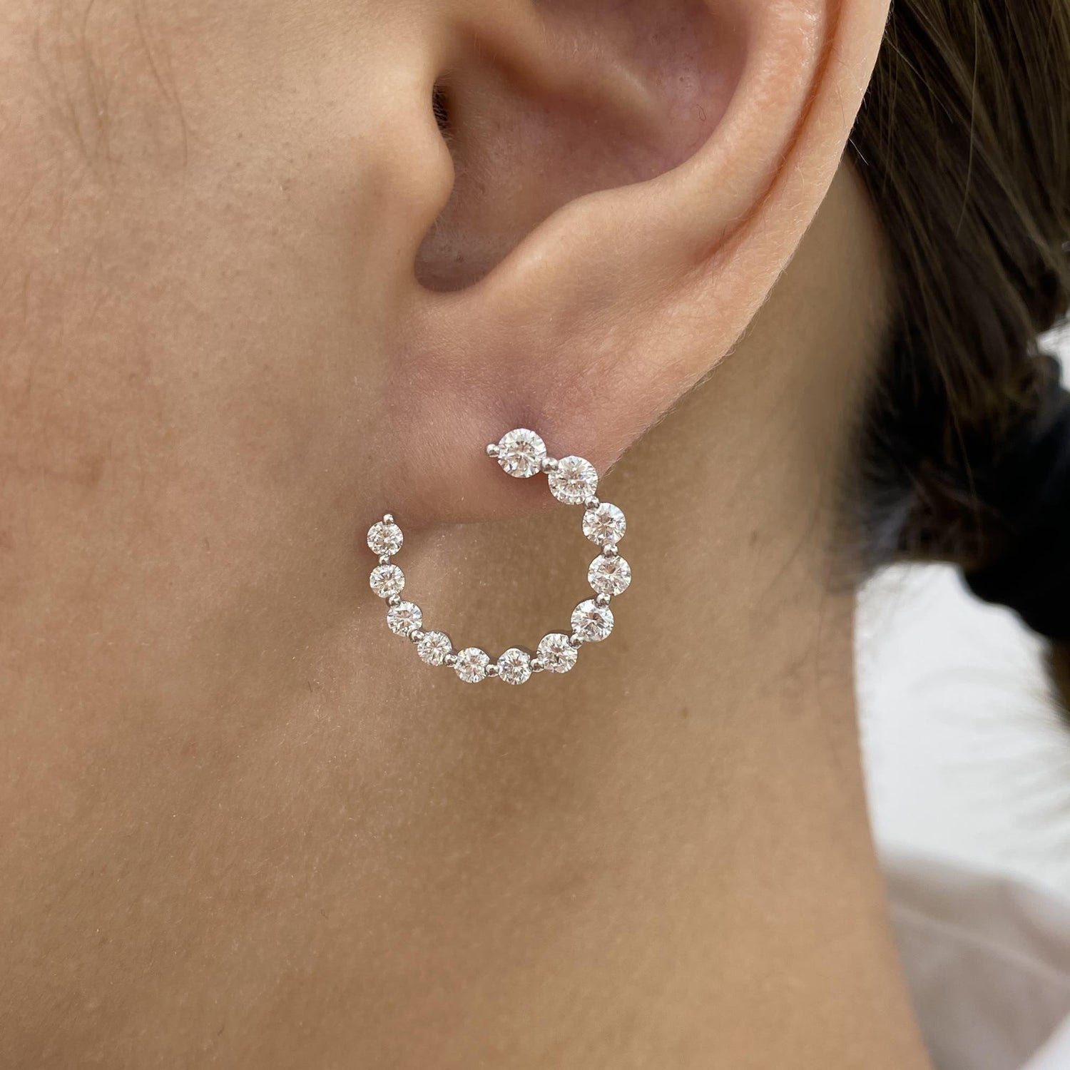 Violet 1.8 Round Lab-Grown Diamond Special, Hoop Earrings