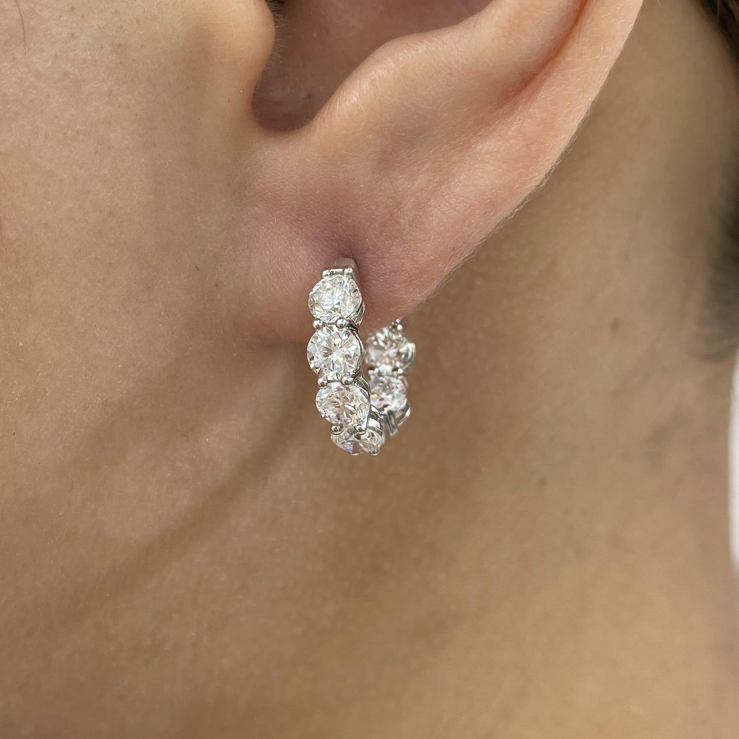 Aria 3.2 Round Lab-Grown Diamond Hoop Earrings