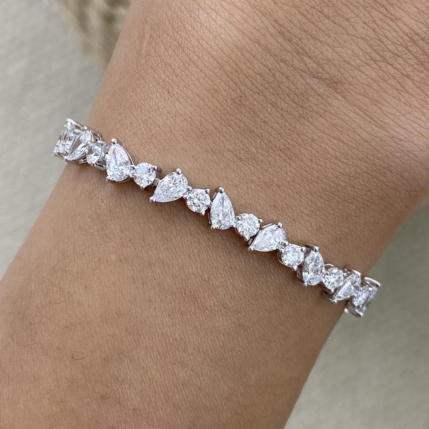 Crystal 6.7 Pear,Round Lab-Grown Diamond Tennis Bracelet