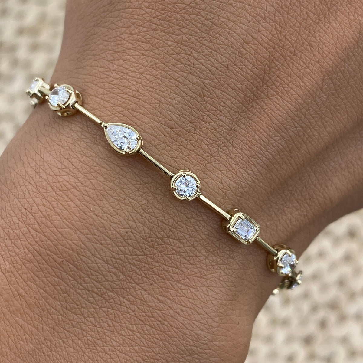 Nicole 2.3 Oval Lab-Grown Diamond Bezel, Station Bracelet