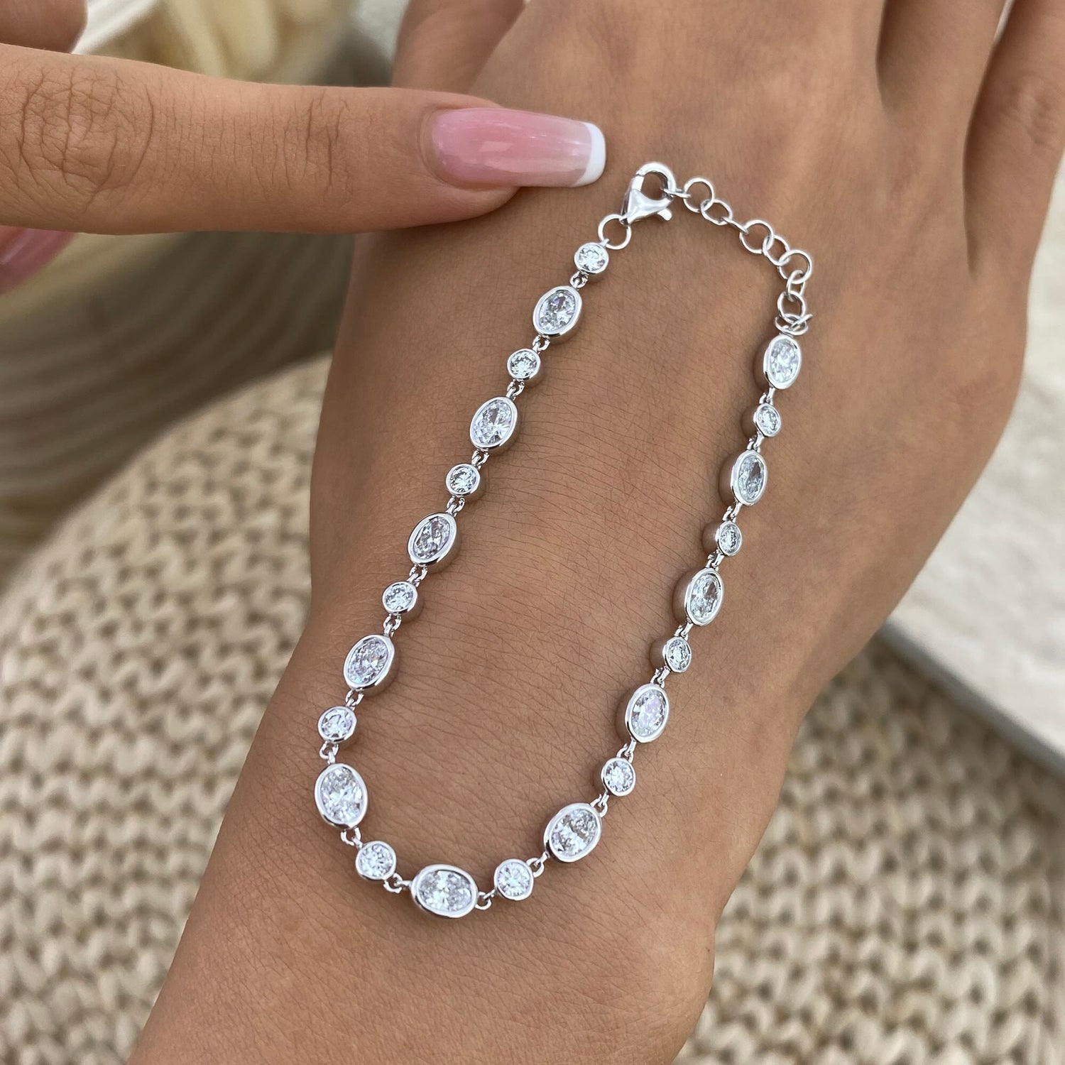 Kristin 2.8 Oval Lab-Grown Diamond Bezel, Chain Bracelet
