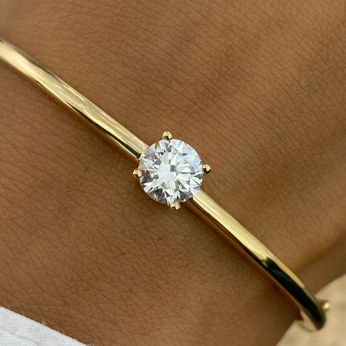 Emma 1.0 Round Lab-Grown Diamond Bangle, Solitaire Bracelet