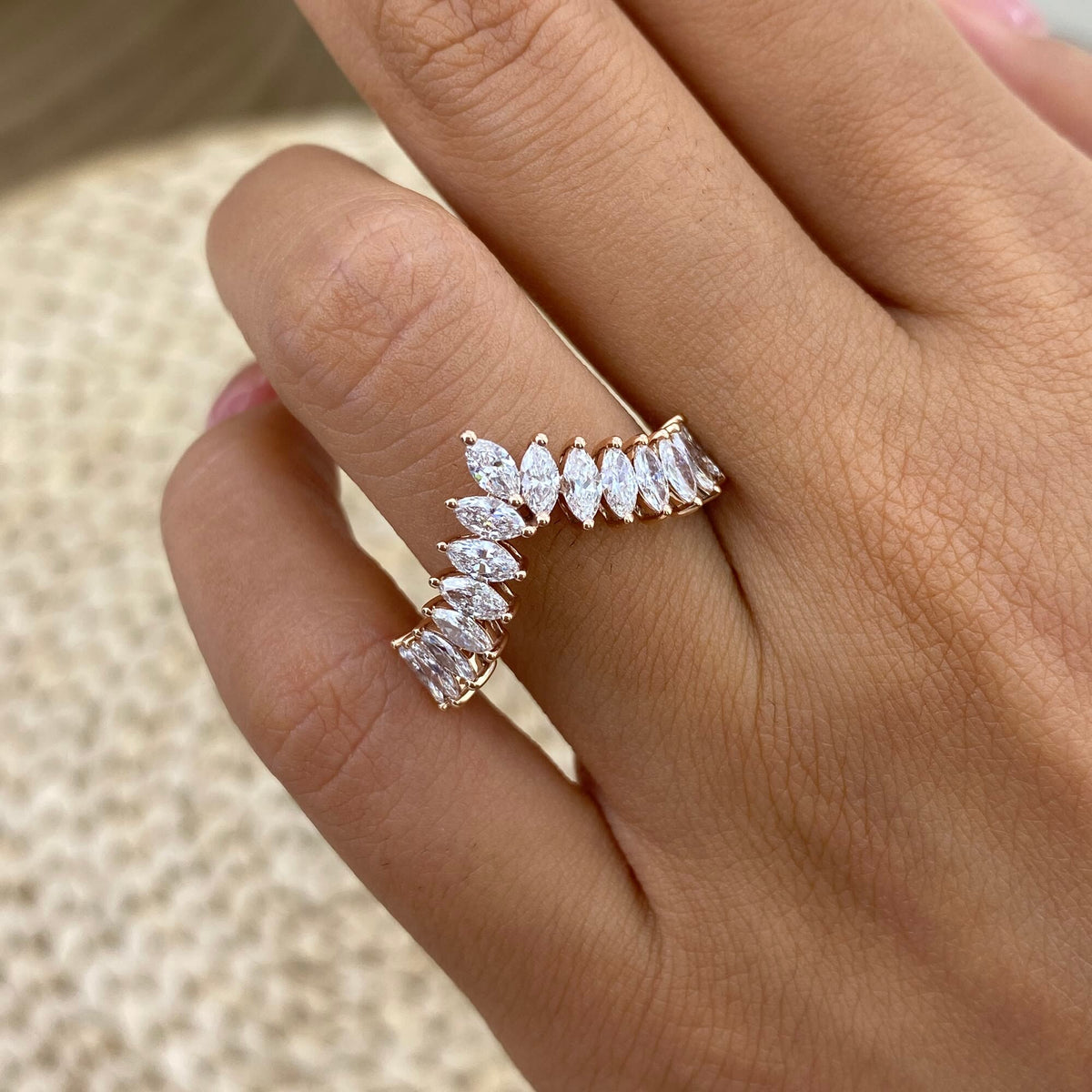 Anita 1.1 Marquise Lab-Grown Diamond Contoured, Special Ring