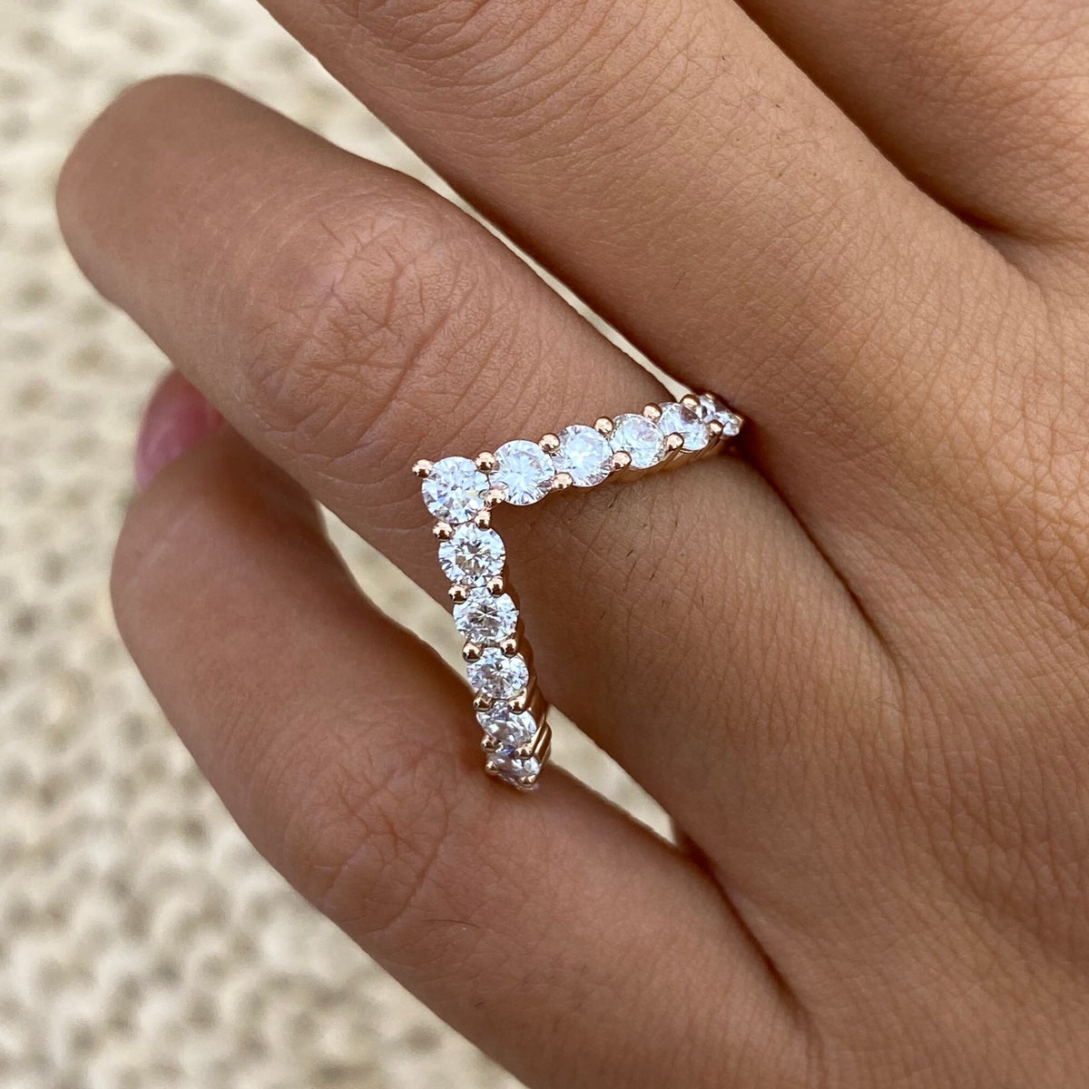 Alexandria 1.2 Round Lab-Grown Diamond Contoured, Special Ring