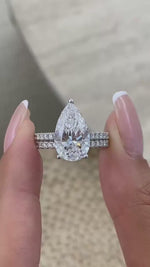 Tamara 4.8 Pear Lab-Grown Diamond Bridal Set, Side Stone Rings Set