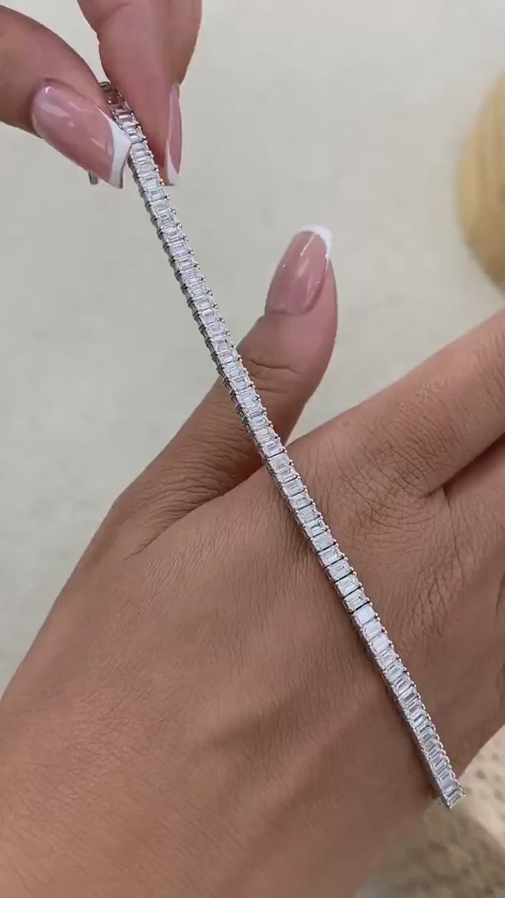Heidi 7.2 Emerald Lab-Grown Diamond Tennis Bracelet